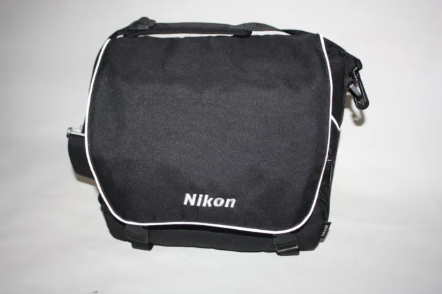 Nikon DSLR/SLR Camera Bag with Shoulder Strap Black
