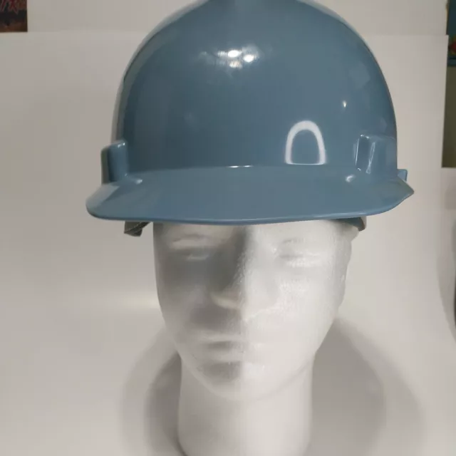 MSA V-Guard Safety PPE Hard Hat Helmet Medium, Size 6-1/2 - 8 Blue