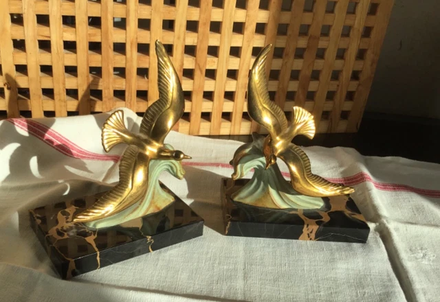 Paire de Serre Livres Faon/marbre et régule/biches régule/old bookends