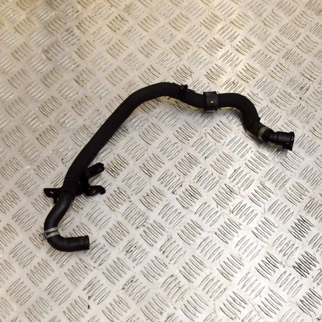 TUYAU LIQUIDE REFROIDISSEMENT par eau VOLVO XC60 MK2 32138968 2.00d 145kw 2019 EUR 37,79