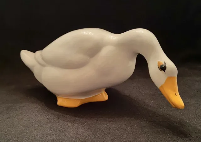 Vintage 1980s LARGE CERAMIC WHITE GOOSE FIGURINE-Duck-Bird-Head to Tail 15.5"