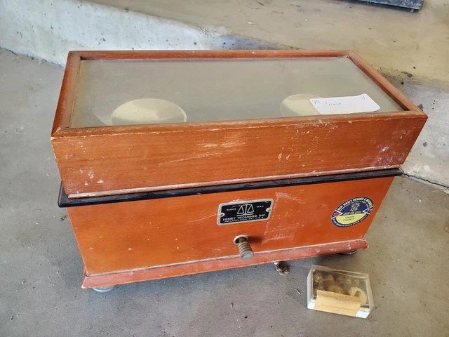 Vintage Henry Troemner Apothecary Pharmacy BALANCE SCALE W-33-CL A Wood Case