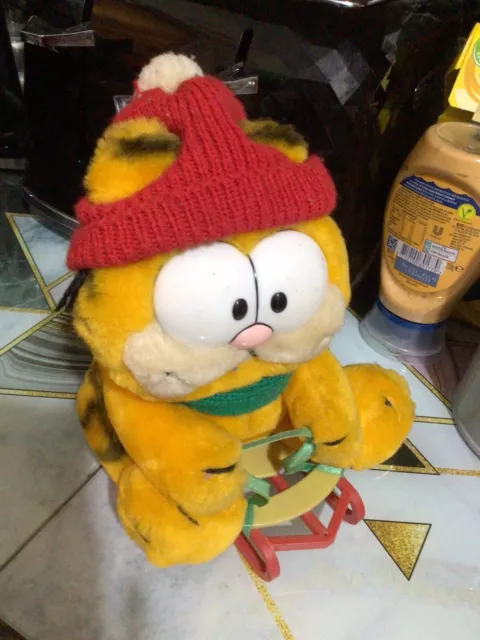 Garfield Plush - Takes The Mountain With Original Tag Free Post