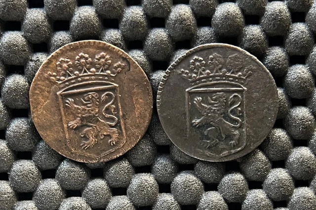 Netherlands Indies Voc 1751 & 1752 Holland Duit Km70