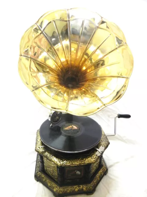 Antique Octagonal Gramophone Phonograph Crafted Machine With Brass Plain Horn