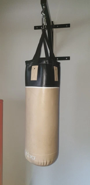 Boxsack mit Wandhalterung und Stützen, Guter Zustand! 2