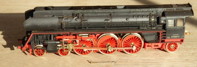 Modelové kolejiště H0, parní lokomotiva, pára 01 0505-6, PIKO