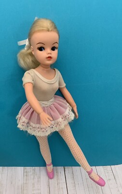 sindy ballerina doll pedigree