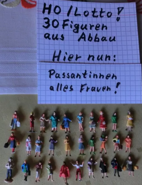 Spur H0 Konvolut Figuren 30 Passantinnen aus Abbau !