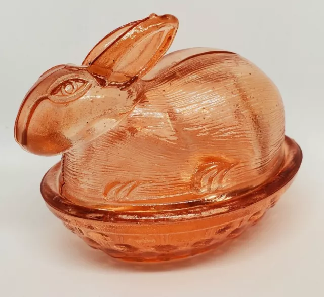 Vintage LE Smith Pink Glass Bunny Rabbit on Nest Covered Candy Dish 4.5”