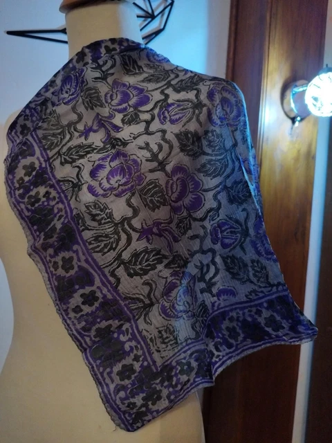 Foulard En Soie 100% Orange - Modèle Roulé à La Main - 29 G - Style Bandana Ou Carré