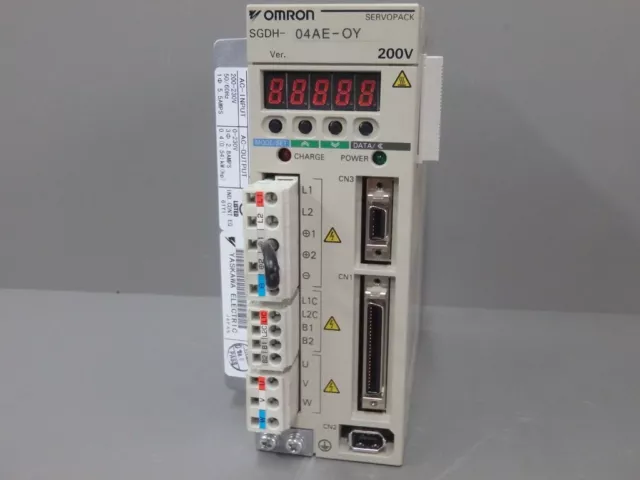 SGDH04AE0Y - Omron / Yaskawa - SGDH-04AE-0Y/Servodrive 0.4kW Used