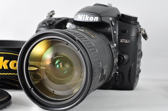 [NEAR MINT]Nikon D7000 DSLR Camera Body W/AF-S 18-200mm Lens From JP (Shot 3889)