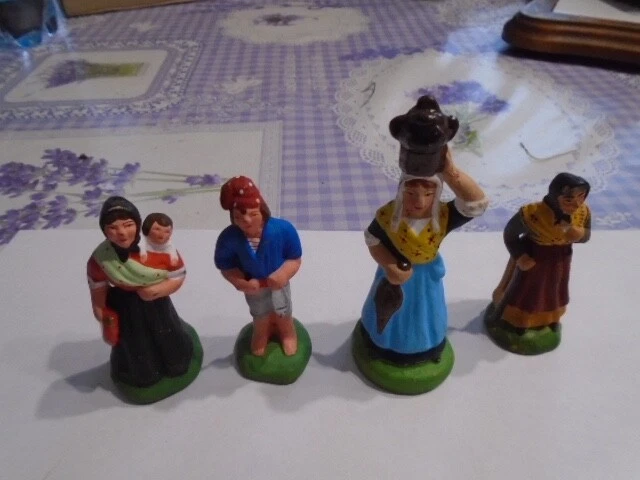 SANTONS   lot de 4