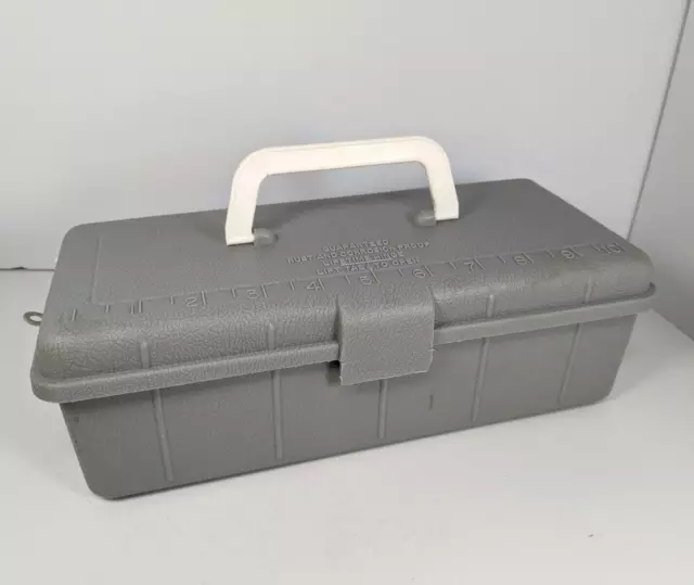 Vintage Preowned Cast Craft Fishing Tackle Box And Tackle