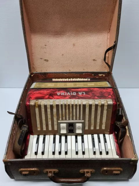 Vintage Hohner La Davina 48 Bass Accordion