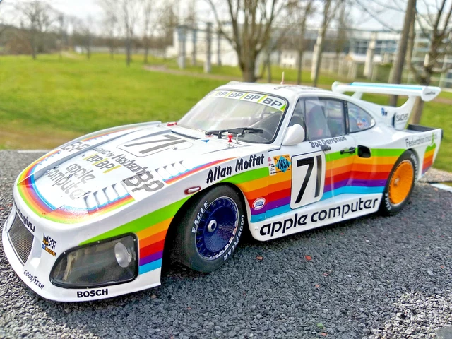 Porsche 935 K3 Apple computer ,Solido 1/18eme ,neuve, longueur 25cm, métal