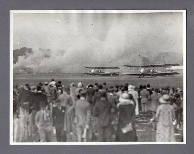 Vickers Victoria Raf Royal Air Force Display Hendon 1930 Vintage Photo