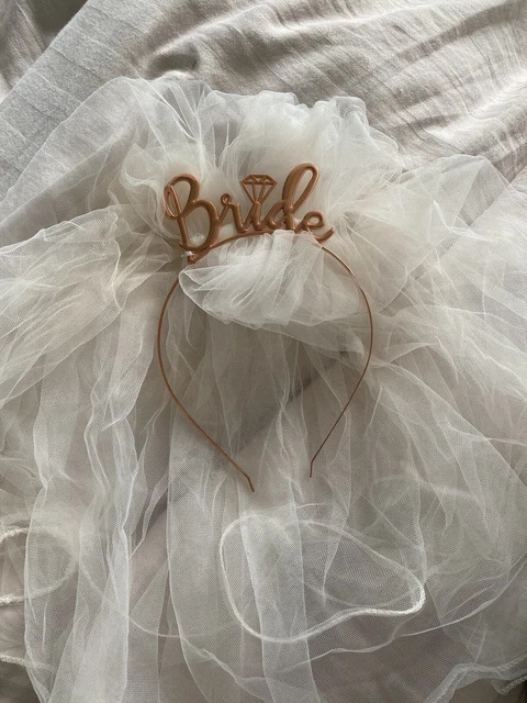 sposa velo gallina festa