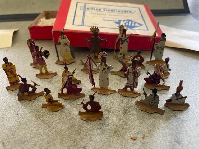 Figurines En étain Kilia - Armée Iranienne 19ème Siècle - Infanterie - 30mm (1:60) - Zinnfiguren