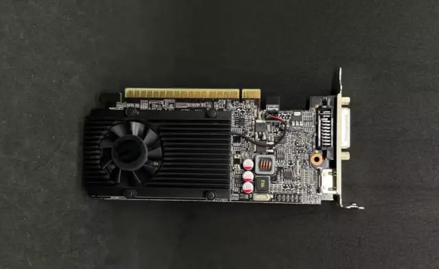 01G-P3-2710-KR - EVGA GeForce GT 710 1GB GDDR3 64-Bit PCI-Express 2.0 Video  Graphics Card