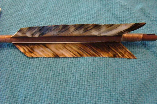 1 One Handmade Navajo 25 Inch Arrow W/ Turkey Feathers & Stone Chipped Arrowhead 3