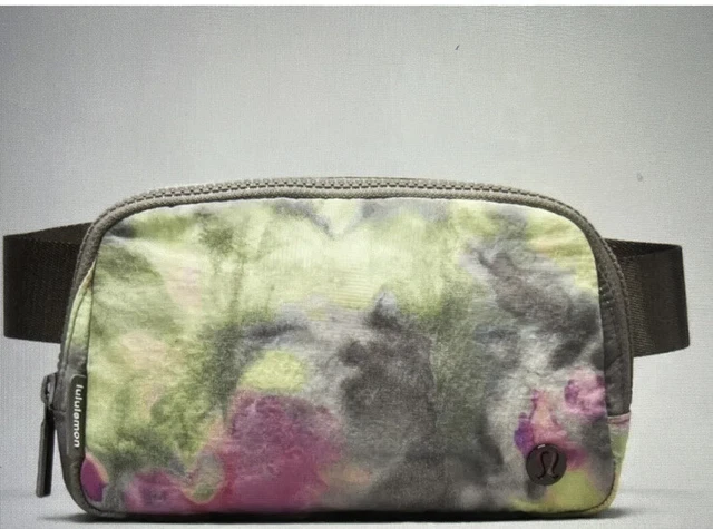 NWT LULULEMON Everywhere Belt Bag O/S HYPER  DYE / MULTI ROVER 🌼SOLD OUT🌸