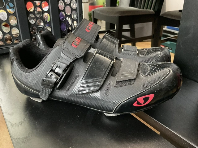 Giro APECKX II Rennrad Schuhe Gr. 44 schwarz rot