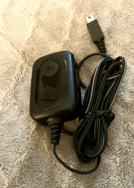 MOTOROLA Genuine OEM SPN5185A Cell Phone Wall Travel Charger AC Power Supply