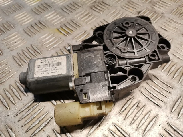 Moteur De Lève-vitre Avant Droit Pour Mercedes CLK Classe C209/W209 - Pièce D'origine - Numéro OEM A2308200942 - Occasion