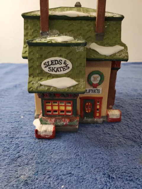 Department 56 North Pole Series Elfie's Sleds & Skates Christmas 5625-1  Tested