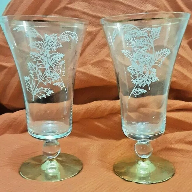 Unique Drinking Glasses 190ml Gin Mojito Champagne Hand Craft Crystal Coupe Cocktail  Glass for Bar Restaurant - China Drinking Glass and Water Glass price