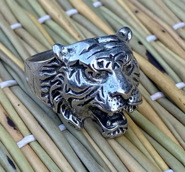 Extremely Ancient Old Viking Silver Color Lion Ring Very Rare Artifact Authentic