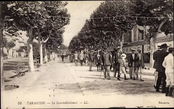 Ak Tarascon Bouches du Rhône, Le Cours National - 2916667