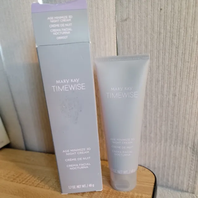 MARY KAY TIMEWISE AGE MINIMIZE 3D~NIGHT CREAM~Combo to oily  NEW 089007