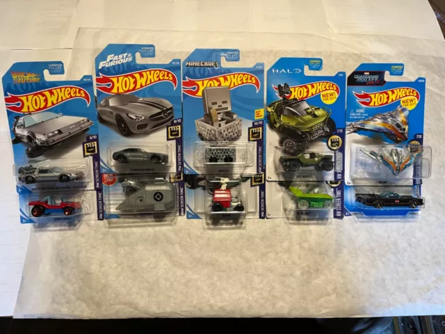 Hot Wheels Lot Of 10 TV  Movie & Cartoon Character Cars