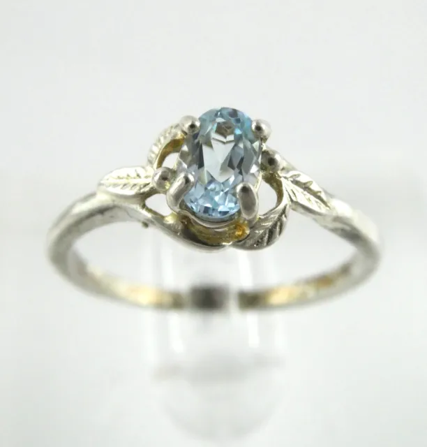 Avon Sterling Silver Blue Topaz Leaves Design Solitaire Ring 925 1.8g Size 7