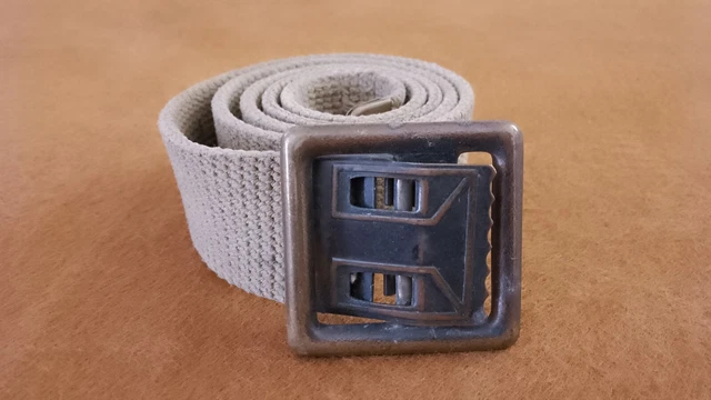 thumbnail image 2 of White US Army Style Webbing Trouser Belt – 130cm With Silver Buckle – Men's Military Belt 2 of 5