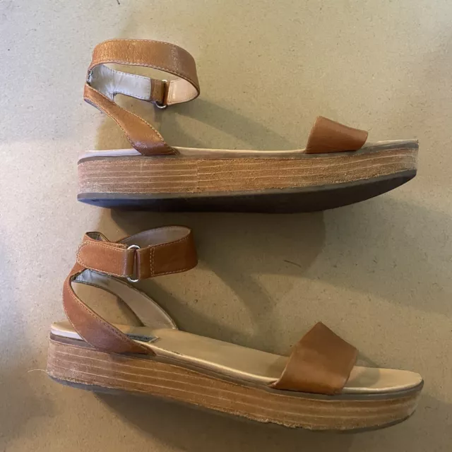 Well Loved Tan Steve Madden Gaiya Platform Sandals Size 9.