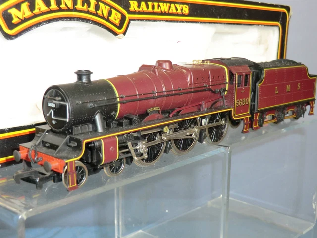 MAINLINE  No.37061 LMS  JUBILEE CLASS 5XP  4-6-0 LEANDER LOCO.     VN MIB