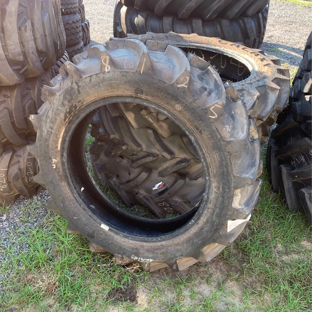 9.5-24 Galaxy Agri Trac Ii 6 Ply  (9.5R24, 250/85R24)(8215 Rtg)