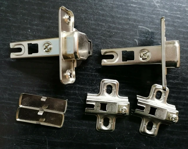 Kit 2 Cerniere Per Stufa A Legna Royal - 95x20 Mm, Interasse 42 Mm, Filettatura 6MA - Foto 2