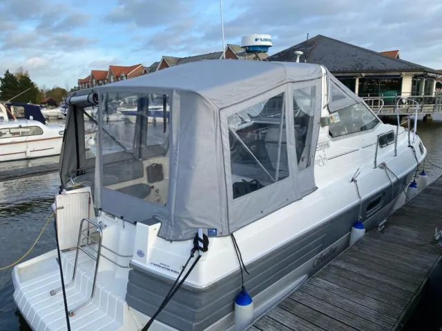 Sealine Ambassador 285 3