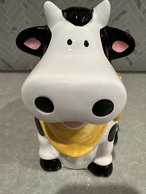 Cooks Club  Country Farm Cow w/Yellow Scarf Planter/Container Super Cute.