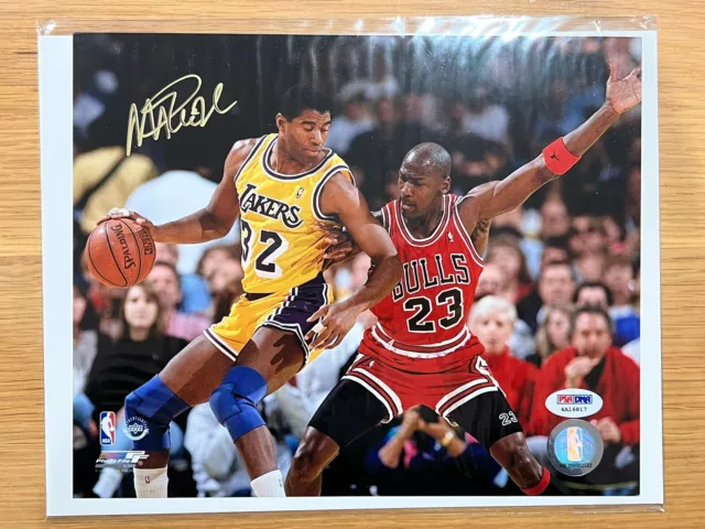 Magic Johnson Signed Photo with COA Magic Johnson Signed Photo with COA