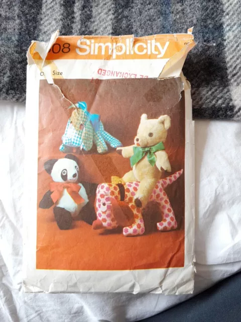 Simplicity 8908 Soft Toy Sewing Pattern. Bear, Dog