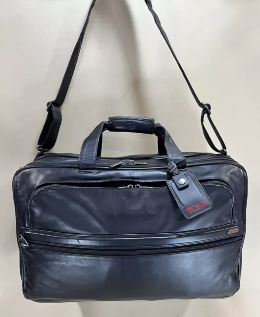 Preowned TUMI Black Leather 22”Expandable Carry On Weekender Garment Bag 92122D4