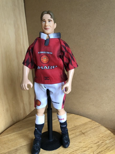 David Beckham Manchester United フィギュア A collection of Manchester United figures & mug. To include