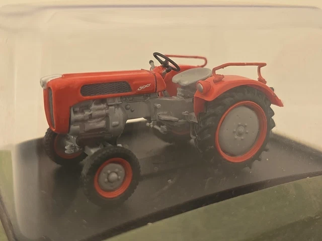 Tracteur Miniature Bautz 300 TD 1960 - Universal Hobbies échelle 1/43, Très Bel état Sans Boîte
