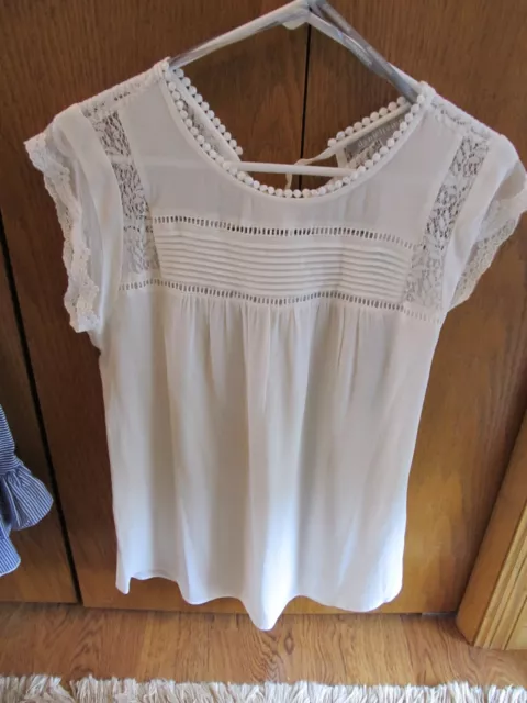 Daniel Rainn White Lacey Top Cap Sleeves Women's Blouse Size Small NWT